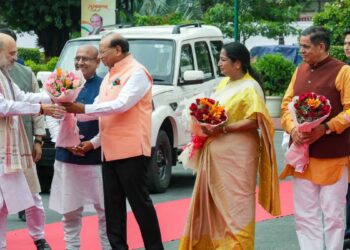 Shah Inaugurates Two-Day Speakers’ Conference; Pays Tribute To Vithalbhai Patel