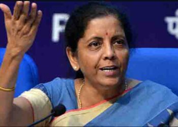 बीमारू राज्य से औद्योगिक क्रांति तक: CM योगी ने कैसे बदली UP की तस्वीर