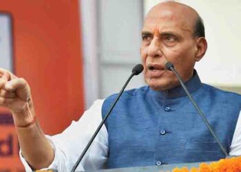 बीमारू राज्य से औद्योगिक क्रांति तक: CM योगी ने कैसे बदली UP की तस्वीर
