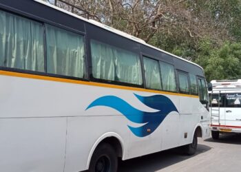 mini ac bus up