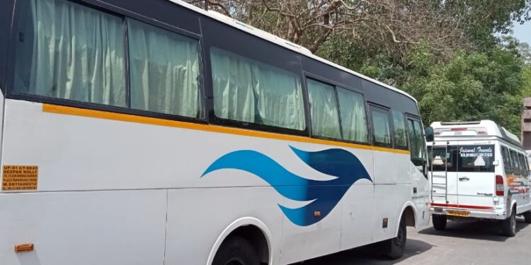 mini ac bus up